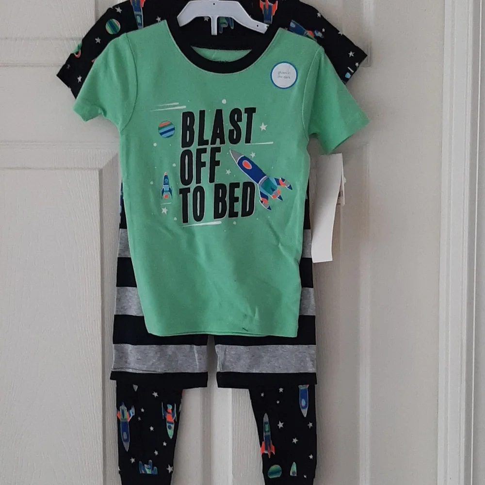 NWT 5T (3) 4 Piece Carters Pajama Sets